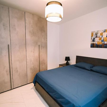 Spacious 3 Bedroom In Sliema! Exterior photo