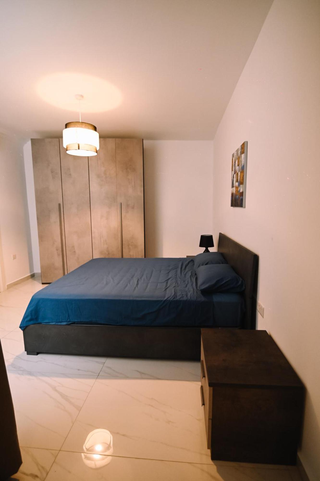 Spacious 3 Bedroom In Sliema! Exterior photo